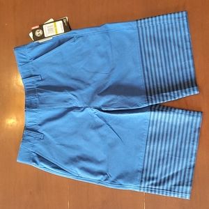 NWT Under Armour heat gear blue boys shorts 14